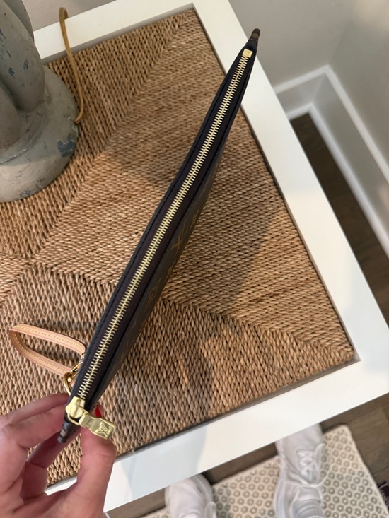 Louis Vuitton Brown Monogram Canvas Neverfull Wristlet - Picture 7 of 8